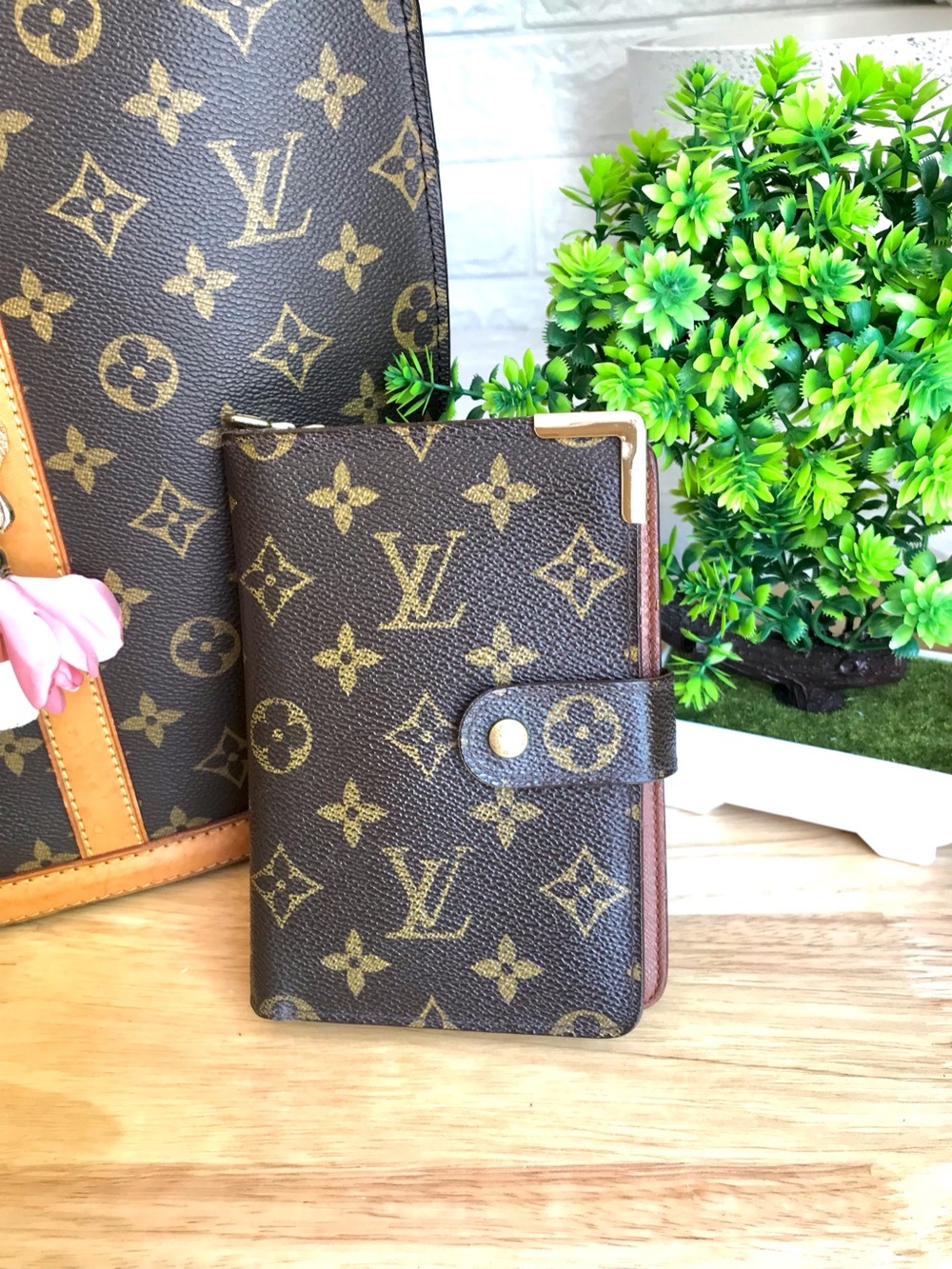 Louis Vuitton Brown Monogram Canvas Tote with Tan Leather Straps - Picture 9 of 14